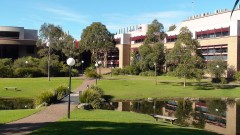 1024px-Uni_of_Wollongong_Science_buildings