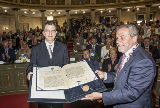 Prof. dr. sc. Emilio Marin s gradonačelnikom Grada Zagreba g. Bandićem